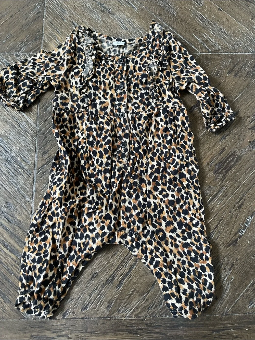 Old Navy Leopard Print One-Piece in Tan, Black, White